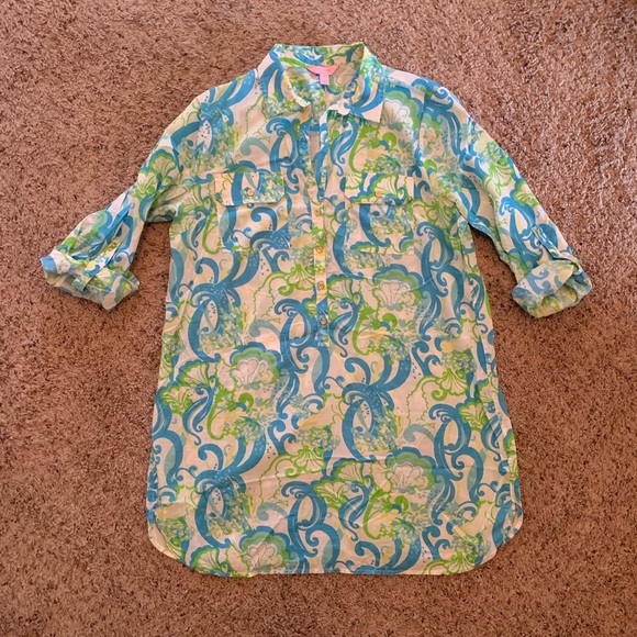 Lilly Pulitzer Tops - Lilly Pulitzer seahorse and shell print tunic